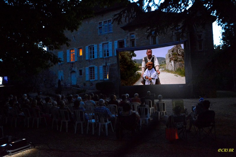 Lire la suite à propos de l’article Une séance en plein air pour les 25 ans du cinéma à St Martin